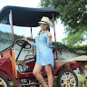 Meet your Posher, Angely